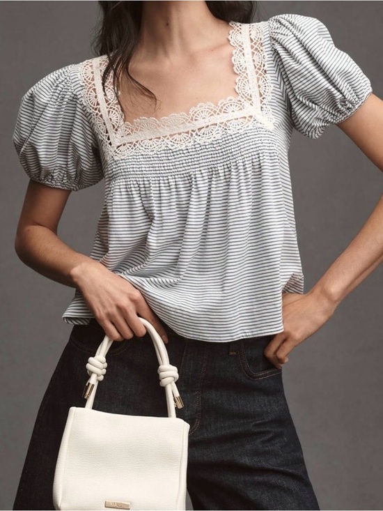 Maeve Tops - Anthropologie Maeve puff sleeve swing tee